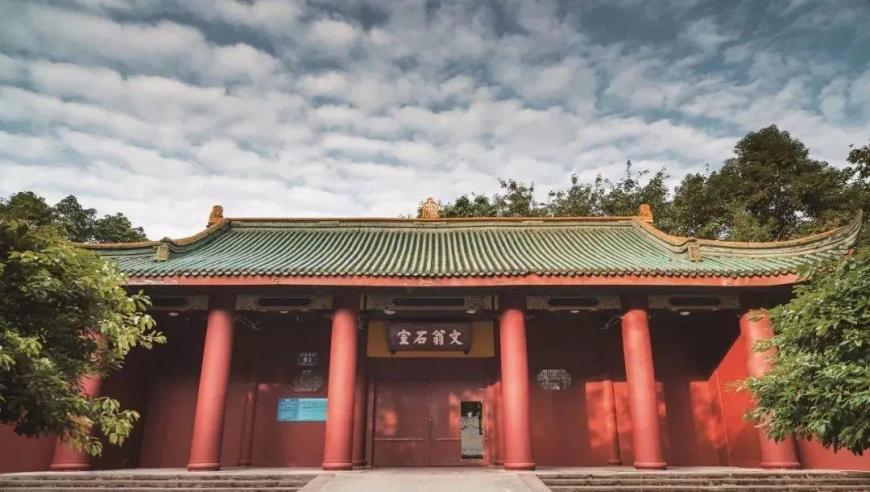 老人退休金9000多元家中却垃圾成山,2025年澳门全年资料免费大全一最新,决策资料解释落实_正式版V13.27