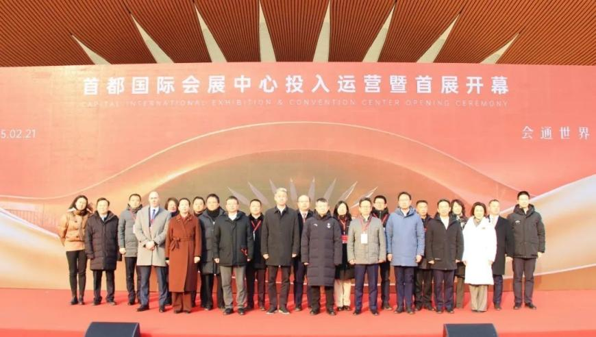 司晓迪曝李汶翰劈腿,2025新澳门2025免费原料网,前瞻性战略落实探讨_完整版V10.23