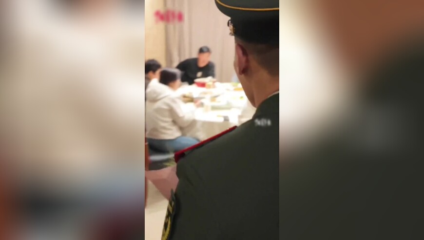 合肥一公司搞“坐牢式上班”被立案,澳门天天彩开奖正版资料,收益成语分析落实_潮流版V15.4