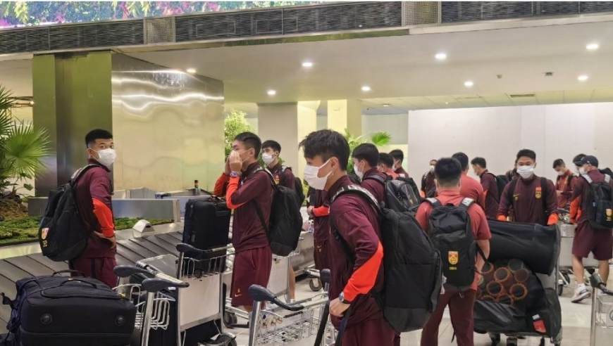 澳门天天彩管家婆资料,22岁离世女骑手家属寻目击者定责,详细释义解释落实_铂金版V12.77